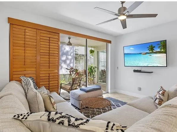 3780 Fieldstone Blvd APT 301, Naples, FL 34109