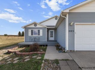 205 Dayshia Ln, Cheyenne, WY 82007