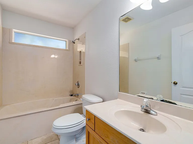 2167 Harrison St — Photo 12