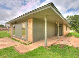 1426 W Watts St, El Reno, OK 73036