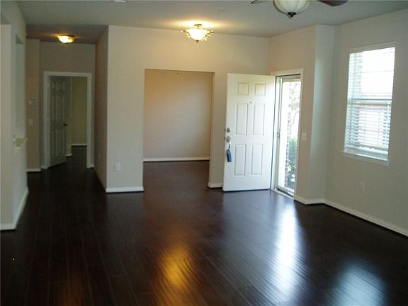 5th image of 2373 San Jacinto Dr