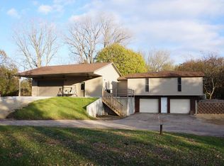 W23375 11th St, Trempealeau, WI 54661