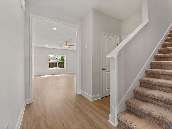 2nd image of 1731 Stampede Cir SE