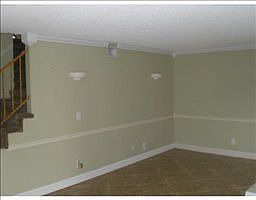 3rd image of 68 Pleasant Hill Ln