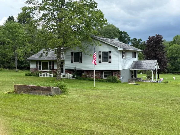 5511 Camp Coffman Rd, Oil City, PA 16301