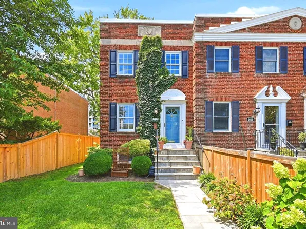 1010 Colonial Ave, Alexandria, VA 22314