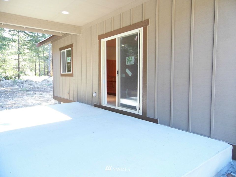 2nd image of 14601 Vernon Lane SE