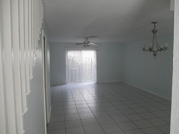 2nd image of 878 Summit Lake Dr