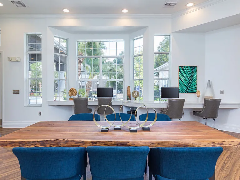 Alvista Sterling Palms — Photo 27