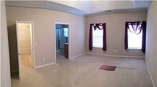 2nd image of 845 Daventry Ln