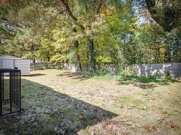 6258 Ridge Manor Dr — Photo 17