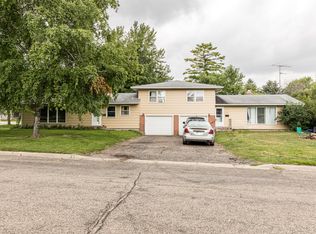 1218 & 1222 Mabelle Ave, Fergus Falls, MN 56537