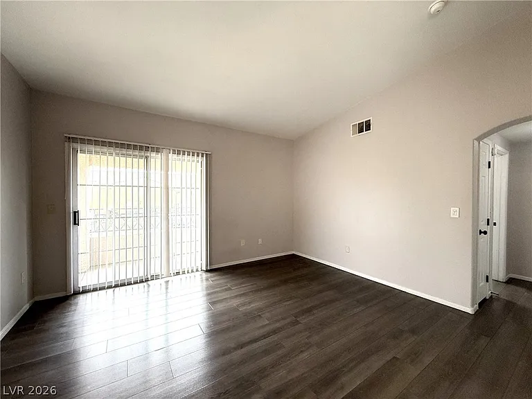 401 Pine Haven St #206 — Photo 5