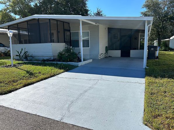 2221 Village Hill Dr