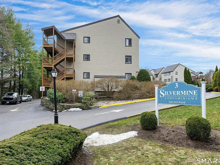 3 Seir Hill Rd #A5 — Photo 1