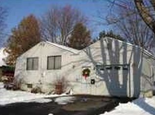 68 Mountainview Ave, Bangor, ME 04401