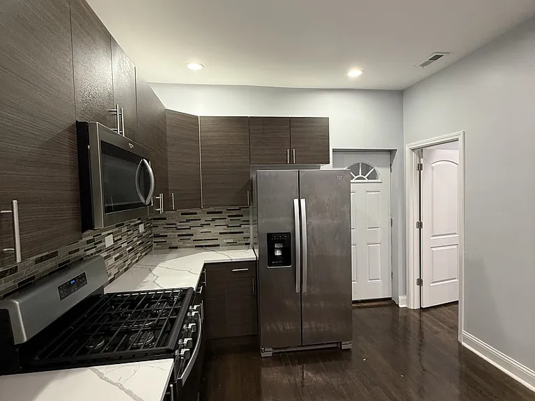 3251 W Evergreen Ave #1 — Photo 18