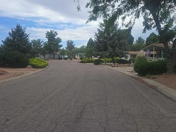 5th image of 118 S Pinecrest Rd