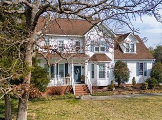 400 Doral Ct, Mebane, NC 27302