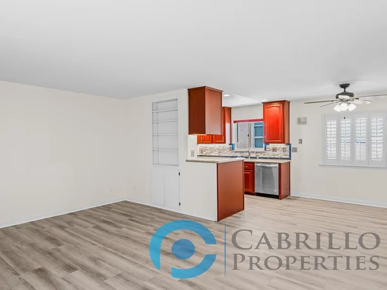 4239 Cleveland Ave #6 — Photo 8