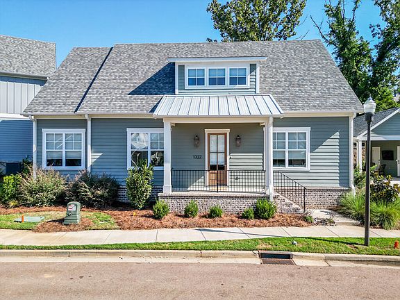 5th image of 1322 Pleasant Dr