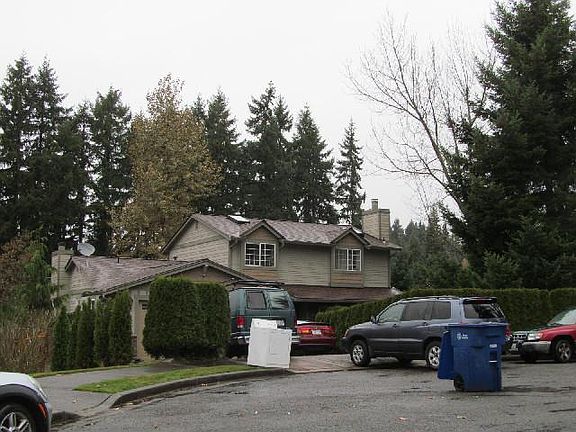 2nd image of 2800 31st Street Pl SE