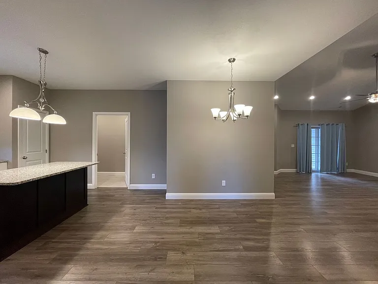 320 Deerfield Dr — Photo 10