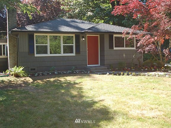 2nd image of 18529 Ashworth Avenue N