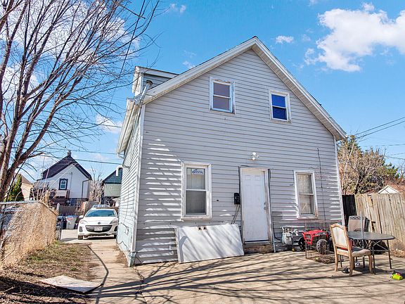 5th image of 2477 S 6th St