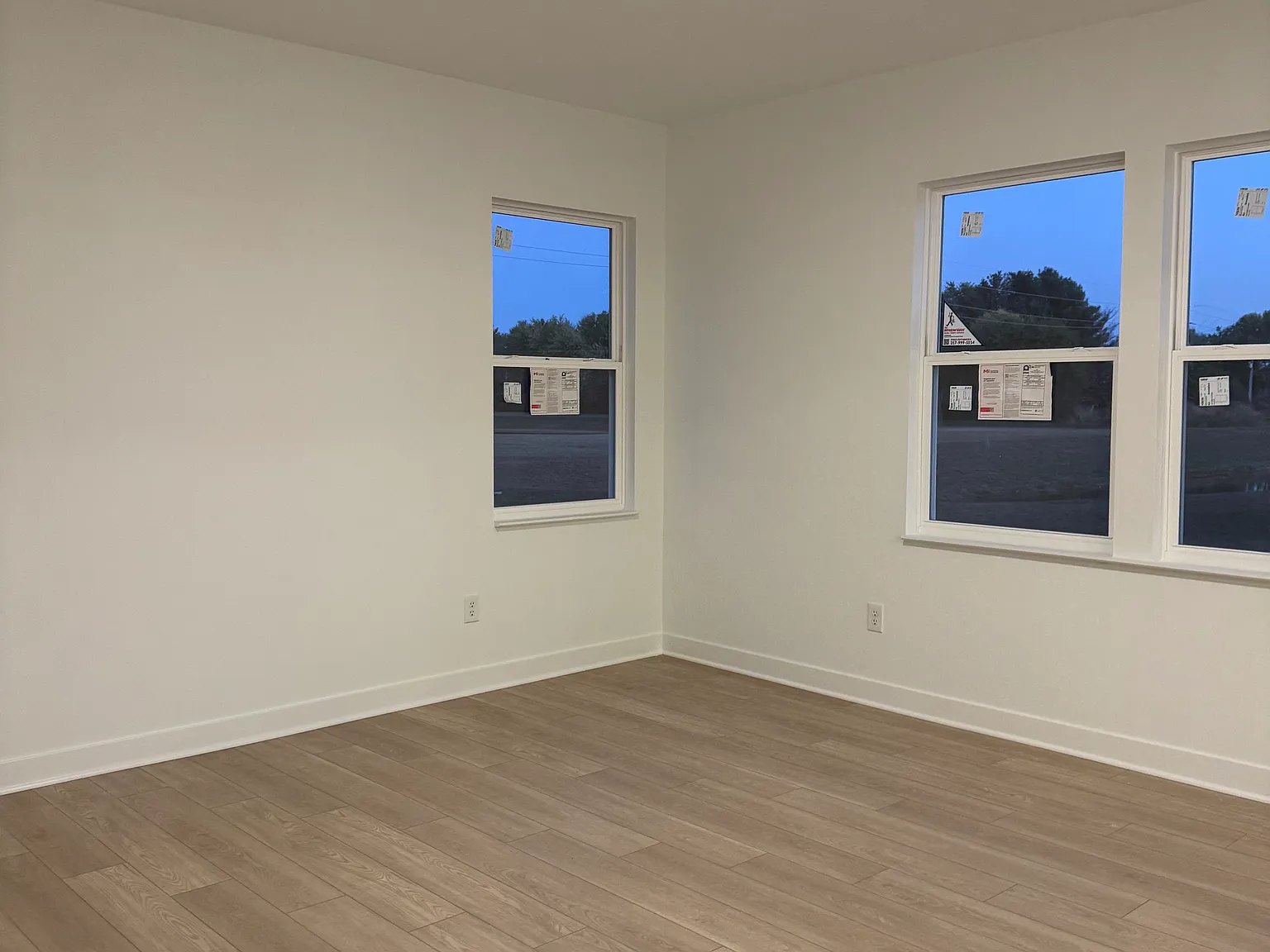 7451 Fallsworth Dr — Photo 3
