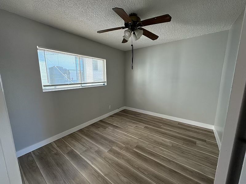 Different angle of bedroom