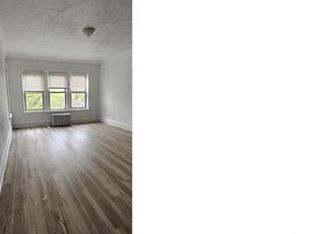 406 E 73rd St, Chicago, IL 60619