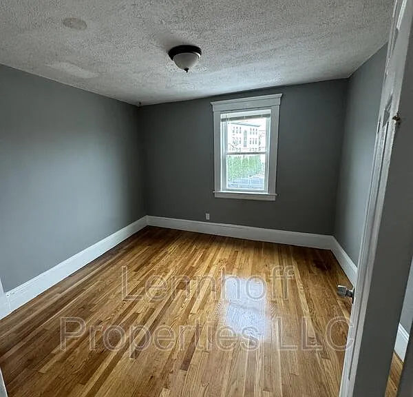 19 Union St #2 — Photo 7