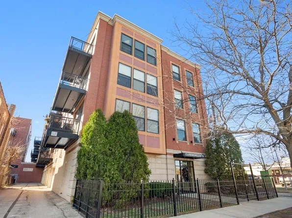 3944 N Claremont Ave Unit 201, Chicago, IL 60618