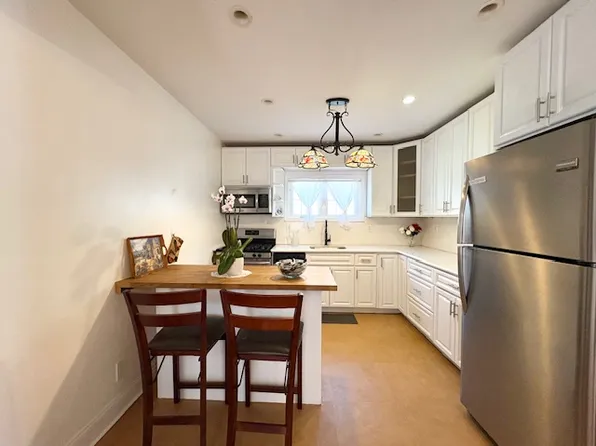 145-81 Eighth Avenue image 15 of 39