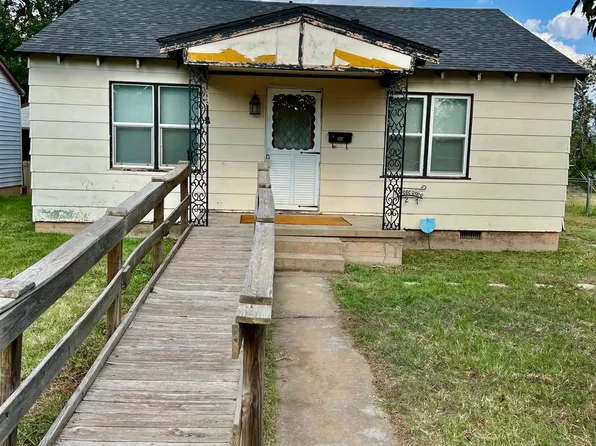 1217 S Monroe St, Enid, OK 73701