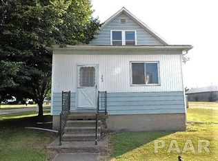 303 Linn St, Benson, IL 61516