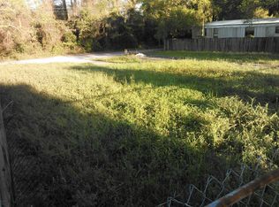 611 Happiness Rd, Mary Esther, FL 32569