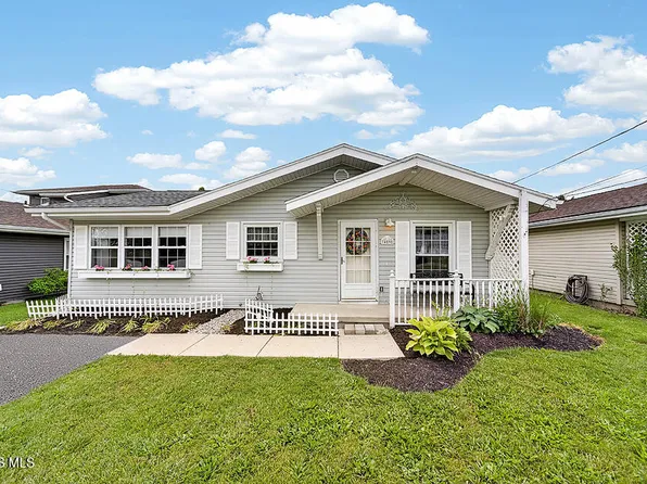 419 E Hobart Ave, Findlay, OH 45840