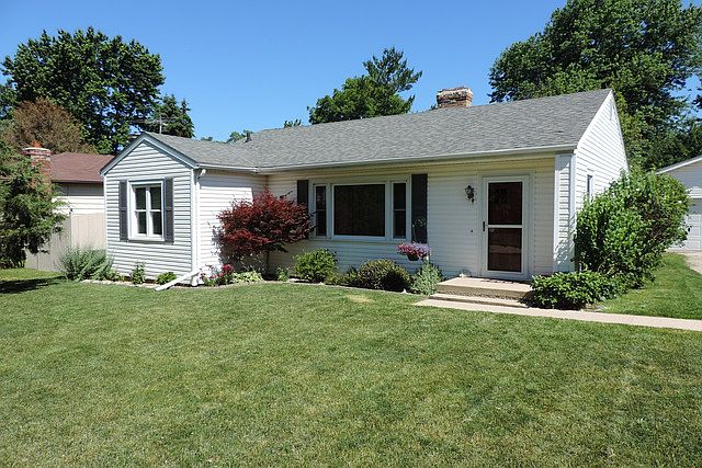 1st image of 313 Blaine St