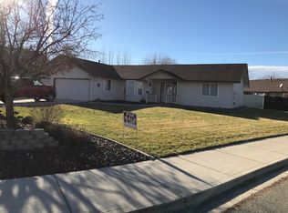 3881 W Park Creek Dr, Meridian, ID 83642