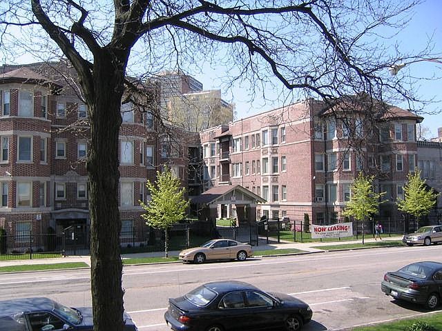 1st image of 431 E Oakwood Blvd Unit 20