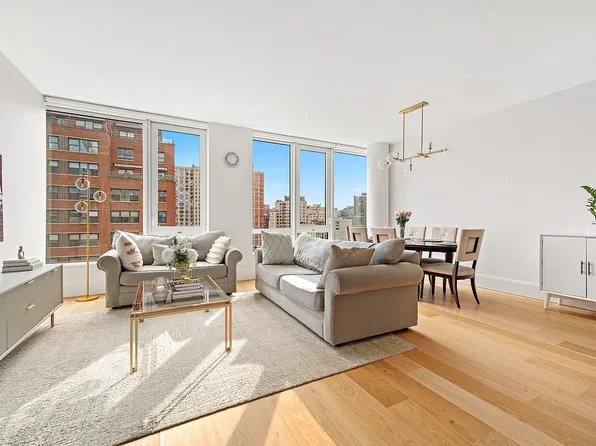 368 3rd Ave #11AA, New York, NY 10016