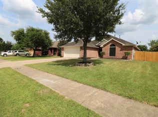 1486 Allison St, Alvin, TX 77511
