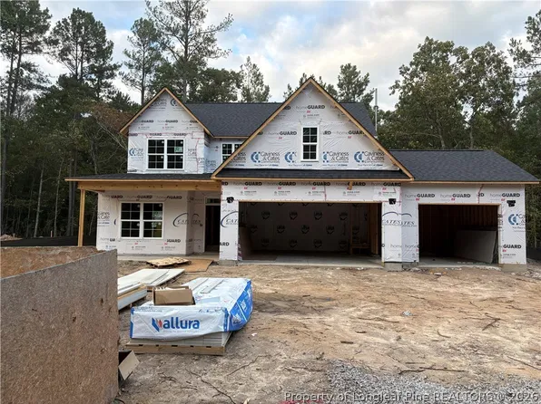 59 Little Valley Dr, Spring Lake, NC 28390