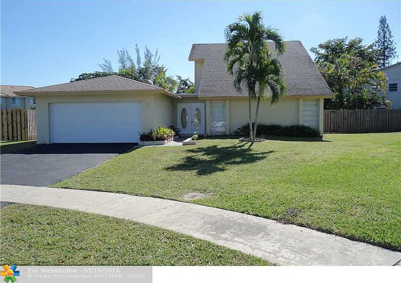 1st image of 9310 NW 39th Ct