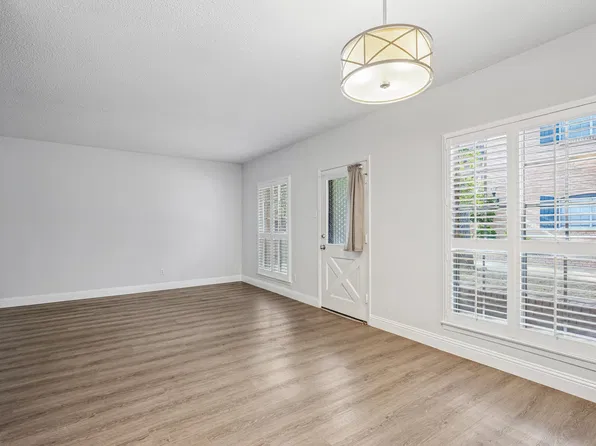 6017 E University Blvd APT 118, Dallas, TX 75206