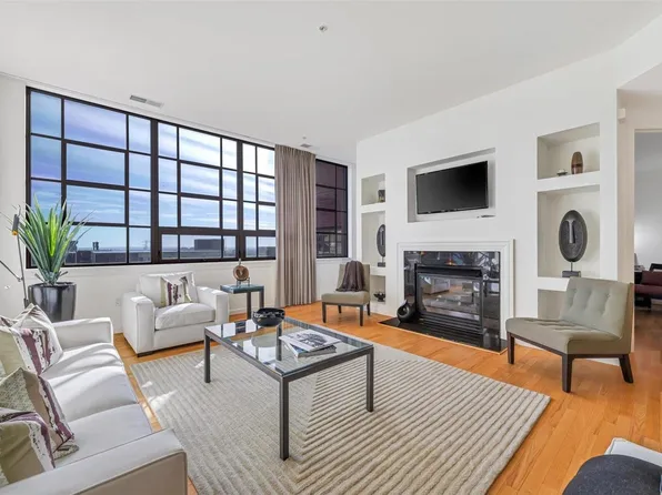 400 S 14th St APT 1105, Saint Louis, MO 63103