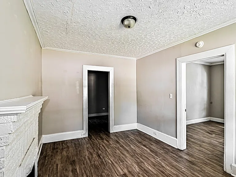 5224 Ridgeway St — Photo 2