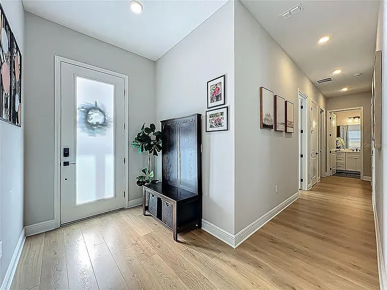 10175 Peebles St — Photo 2